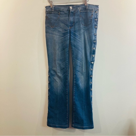 DOLCE & GABBANA Sz 32 Jean Button Side Seam Embellishment Wiskering Flare Jeans - Picture 2 of 16